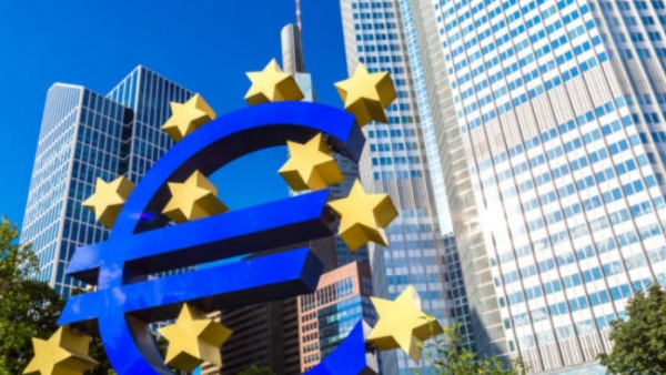 Chính sách của ECB có sự thay đổi lớn, đồng EUR tăng giá