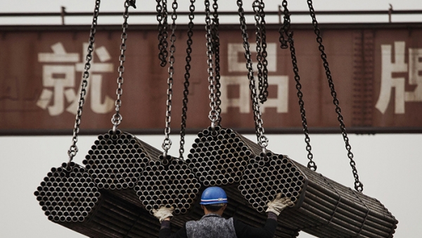 Rủi ro bất động sản đẩy ngành thép Trung Quốc ‘lâm nguy’