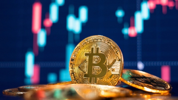 Vốn hoá thị trường tiền điện tử giảm xuống dưới 2.000 tỷ USD, nhà đầu tư bán tháo Bitcoin