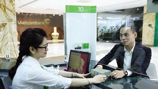 Triển vọng lợi nhuận Vietcombank và 'của để dành' ở mảng tín dụng