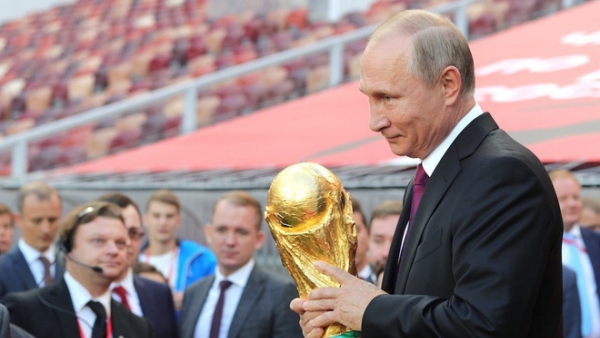 Ông Putin ‘tất bật’ chuẩn bị tiếp ‘khách quý’ tới Nga xem chung kết World Cup