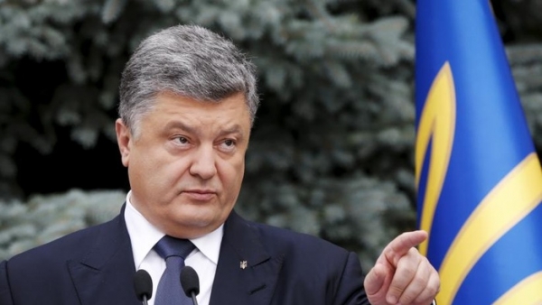 Lo Ukraine trở lại ‘đế chế Nga’, Tổng thống Poroshenko bị chê ‘yếu kém’