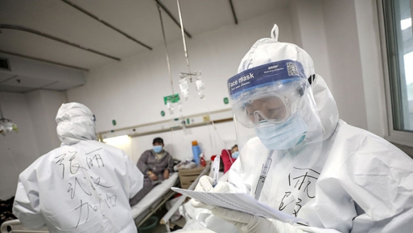 Trung Quốc: Mỗi bác sĩ nhiễm Covid-19 nhận 430 USD, nếu tử vong gia đình được nhận 700 USD