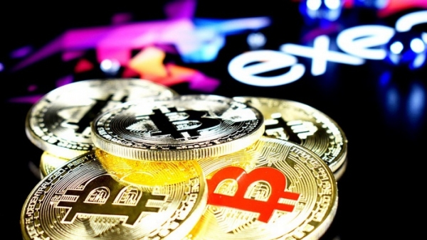 Giá Bitcoin phá kỷ lục 3 lần liên tiếp chỉ trong vài giờ, vượt ngưỡng 47.000 USD