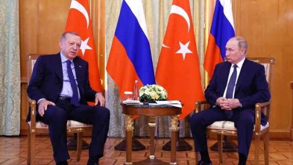 Không những ‘ngó lơ’ trừng phạt mà càng xích lại gần Nga, Thổ Nhĩ Kỳ khiến châu Âu lo ngại