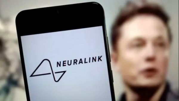 Bệnh nhân được tỷ phú Elon Musk cấy chip não có thể điều khiển chuột máy tính bằng suy nghĩ