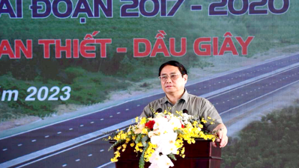 Thủ tướng phát lệnh thông xe cao tốc Phan Thiết - Dầu Giây và Mai Sơn - Quốc lộ 45