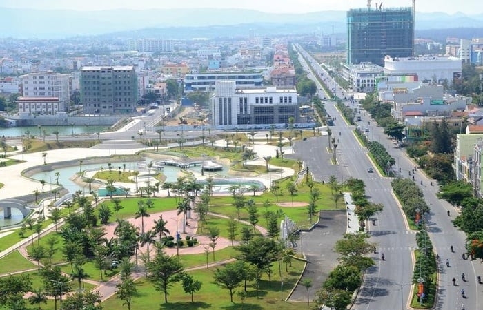 Phú Yên: Hàng loạt sàn bất động sản rút khỏi thị trường 