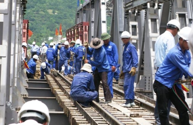 Hơn 15 triệu cổ phần của TCT Công trình Đường sắt Hà Nội lên UpCOM