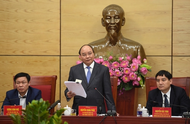 Thủ tướng muốn Nghệ An 'có sân bay, cảng biển, đường bộ quốc tế'