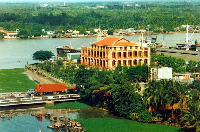 Di dời 10 cảng trên sông Sài Gòn: Bến Nhà Rồng sẽ quy hoạch thế nào?
