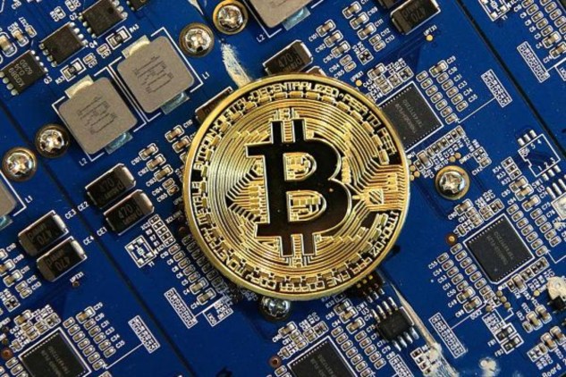 Giá Bitcoin hôm nay (24/12): Beralus hợp pháp hóa tiền mật mã