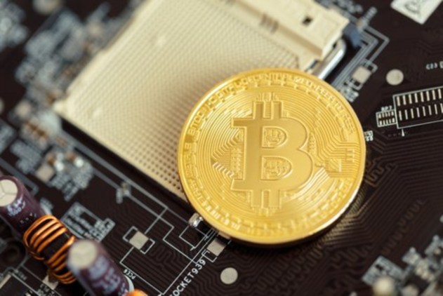Giá bitcoin hôm nay 3/11: Bitcoin chạm 7.000 USD, Ủy ban Chứng khoán Mỹ cảnh báo về ICO