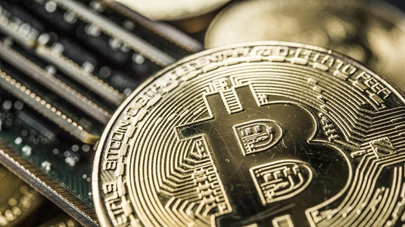 Giá Bitcoin hôm nay (17/1): Đang 'lao dốc', nhưng được dự báo chạm mức 100.000 USD