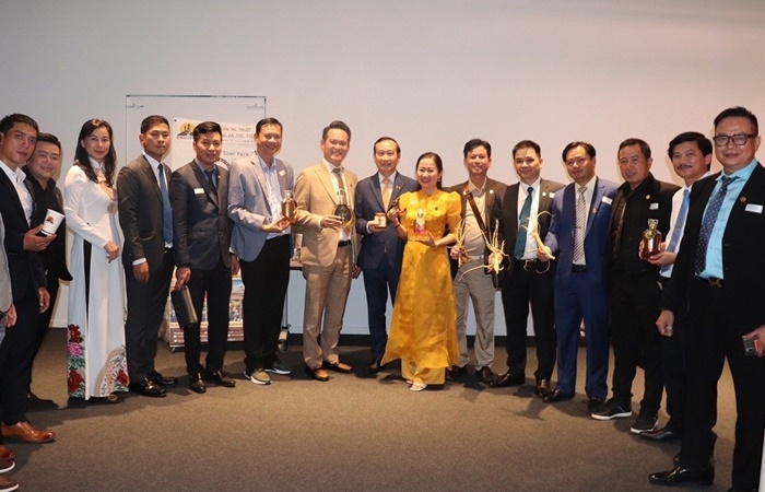 Phát triển đội ngũ doanh nhân trẻ Việt Nam trong hội nhập quốc tế