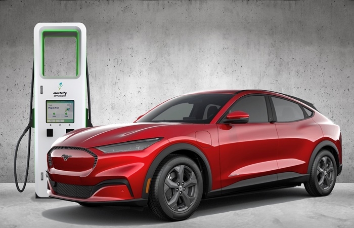 Ford, GM sẽ vượt Tesla về doanh số xe điện vào năm 2025?