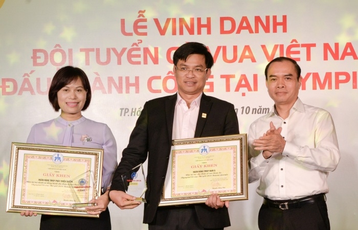 Nam A Bank thưởng 20.000 USD cho đội tuyển cờ vua Việt Nam tại Olympiad 2018