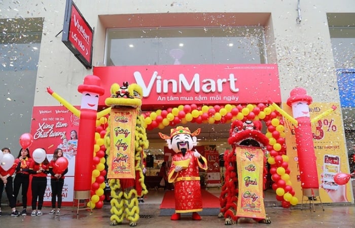Tận mắt sự ‘lột xác’ của hệ thống siêu thị Fivimart thành VinMart