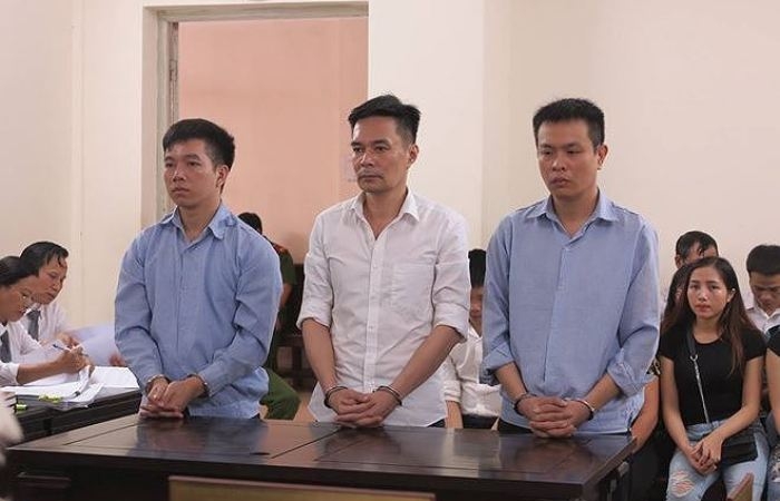 Giảm án cho cựu cán bộ Cục Hải quan Hà Nội trộm tang vật đem bán