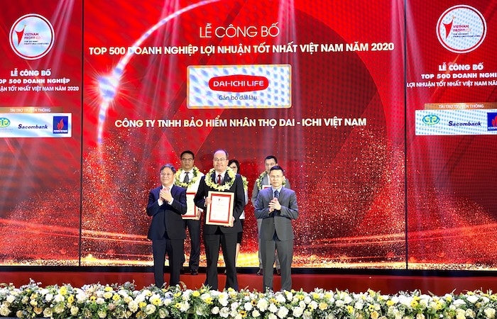 Dai-ichi Life Việt Nam đạt danh hiệu Top 500 doanh nghiệp lợi nhuận tốt nhất Việt Nam