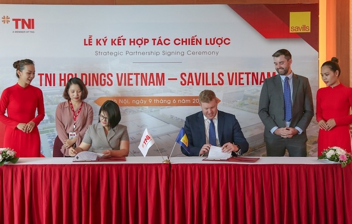 Savills Vietnam làm đơn vị tư vấn cho thuê và phát triển thương hiệu TNI Holdings Vietnam