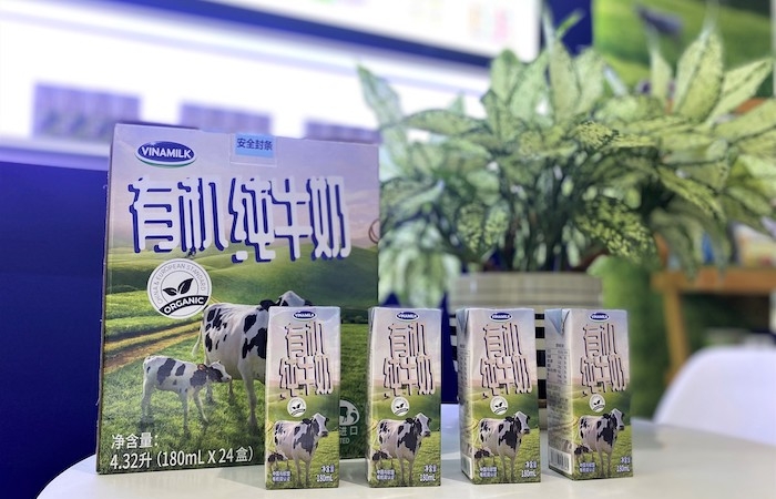 Vinamilk ra mắt sữa tươi organic tiêu chuẩn kép trong triển lãm quốc tế tại Thượng Hải