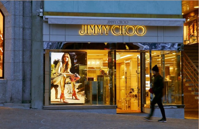 Hãng thời trang Michael Kors thâu tóm thương hiệu Jimmy Choo