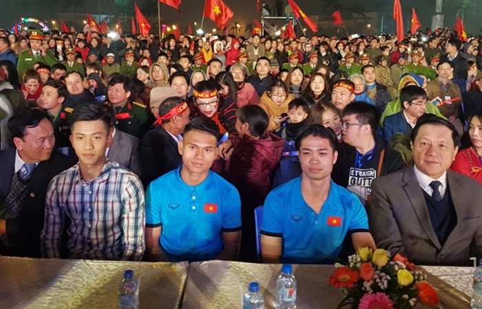 4 cầu thủ Nghệ An của U23 Việt Nam nhận thưởng lớn khi trở về quê nhà