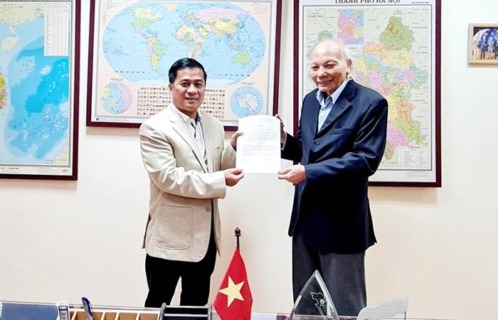 Nhà báo Nguyễn Phong Cầm giữ chức Phó tổng biên tập Tạp chí Nhà đầu tư