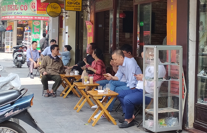 Hà Nội: Các cửa hàng kinh doanh dịch vụ ăn uống có thể bị tạm dừng tuỳ theo cấp độ dịch