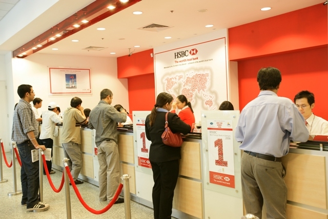 HSBC cho phép khách hàng nộp thuế, phí hải quan điện tử