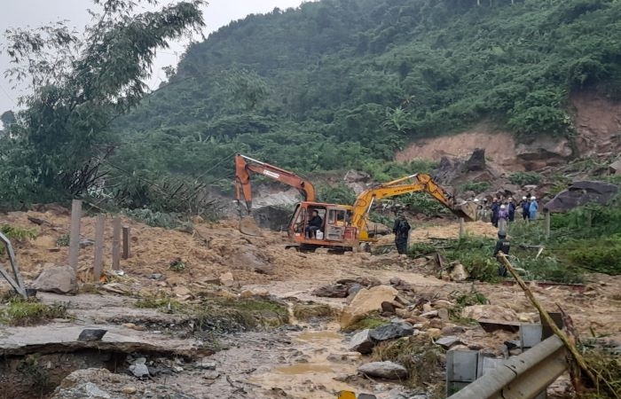 Vụ sạt lở thủy điện Kà Tinh ở Quảng Ngãi: Nỗ lực tìm kiếm nam công nhân mất tích