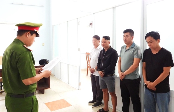 Huy động 30 cảnh sát phá ổ cá độ bóng đá hơn 50 tỷ đồng ở Đà Nẵng