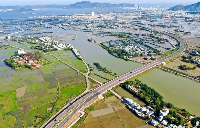 Bình Định đấu giá hơn 2.600 lô đất trong năm 2023