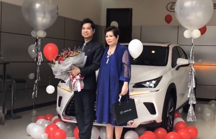 Lexus NX300 2018 của ca sĩ Ngọc Sơn mới ‘tậu’ có gì ấn tượng?