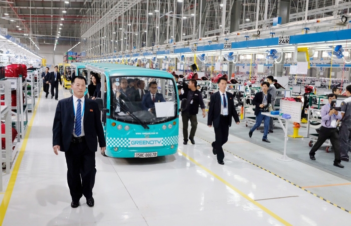 Phái đoàn Triều Tiên thăm nhà máy sản xuất ô tô VinFast