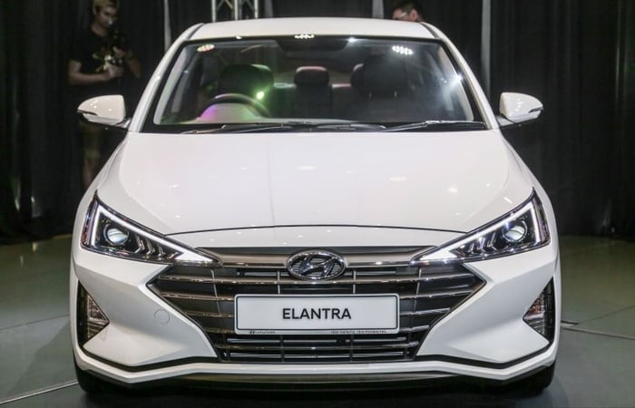 Hyundai Elantra 2019 ra mắt tại Malaysia, sát ngày về Việt Nam