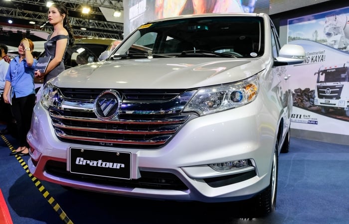 ‘Cạnh tranh’ với Toyota Innova, Foton Gratour iM6 2019 chốt giá 300 triệu đồng