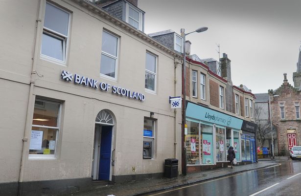 Bank of Scotland bị phạt gần 57 triệu USD