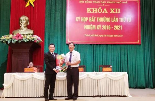 Bầu bổ sung ông Hoàng Hải Minh giữ chức Chủ tịch UBND thành phố Huế
