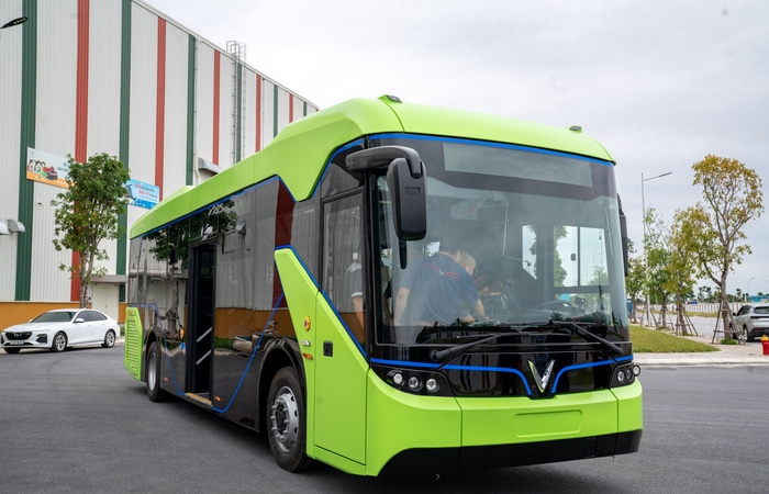 VinFast sắp tung ra thị trường 200 xe buýt điện