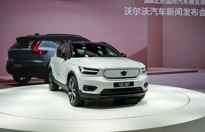 Mercedes-Benz và Geely Trung Quốc hợp tác để sản xuất động cơ cho Volvo?