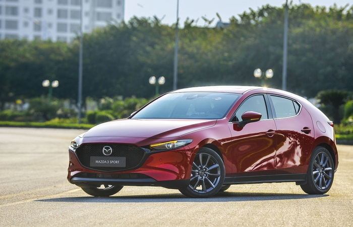 Phân khúc xe hạng C tháng 1/2020: Bán gần 1.000 xe, Mazda3 tiếp tục giữ 'ngôi vương' doanh số