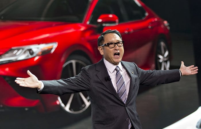 Chủ tịch Toyota Akio Toyoda cảnh báo Apple: 'Kinh doanh xe hơi không dễ dàng'
