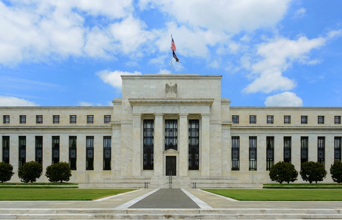 Fed duy trì chính sách tiền tệ ổn định với lãi suất gần bằng 0