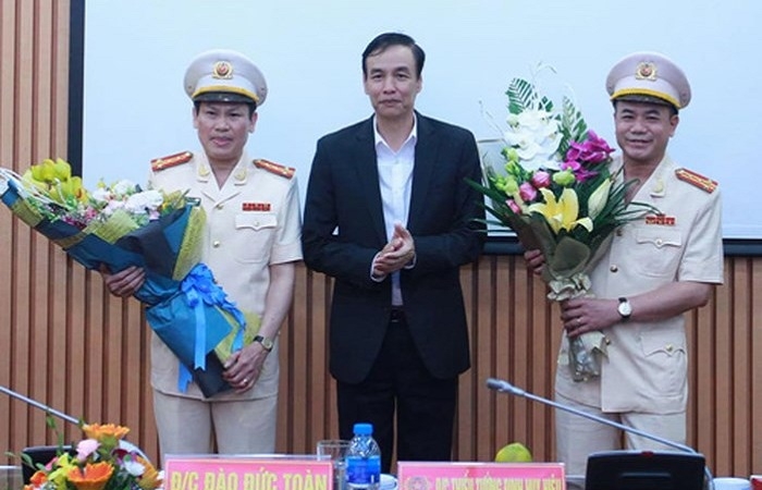 Hà Nội bổ nhiệm 2 Phó giám đốc Công an thành phố