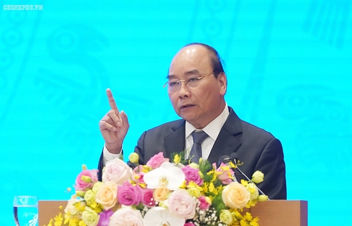 Thủ tướng: ‘Tất cả các cấp không ra Hà Nội mang quà biếu Tết, xe cộ ùn ùn tới nhà lãnh đạo’