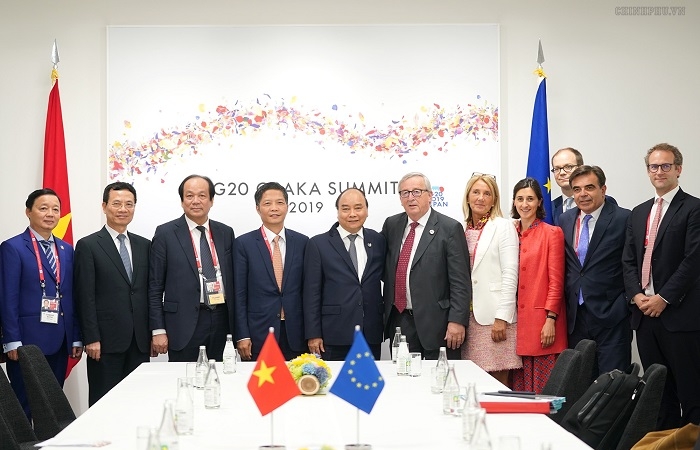 Chùm ảnh: Thủ tướng Nguyễn Xuân Phúc gặp các nhà lãnh đạo dự Hội nghị Thượng đỉnh G20