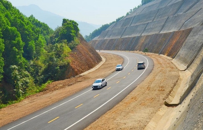 Quảng Trị chuyển đổi gần 250ha đất rừng để làm cao tốc Cam Lộ - La Sơn