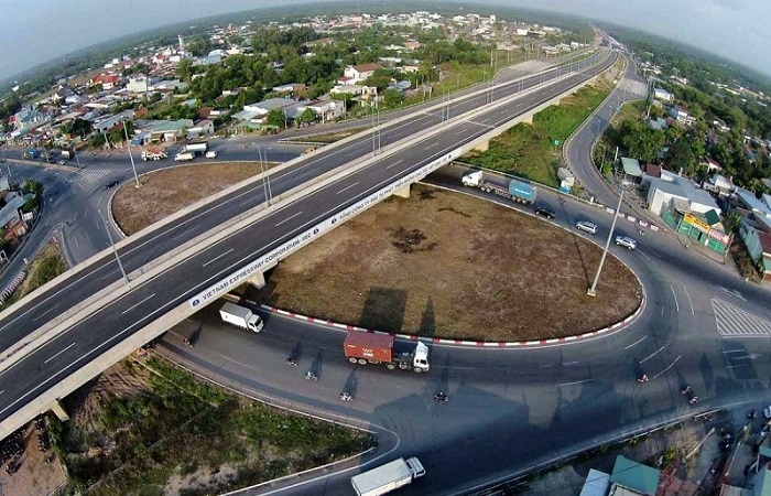 Trình phương án đầu tư tuyến cao tốc Dầu Giây - Tân Phú trong tháng 4/2021